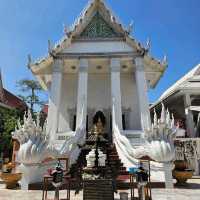 สายมูห้ามพลาดที่วัดนาคปรก