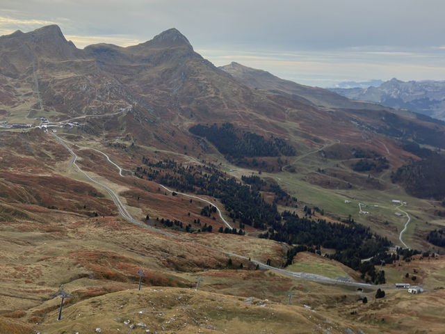 Hiking Bliss in Gimmelwald: Switzerland’s Hidden Gem
