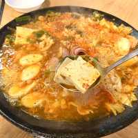 양배추가 들어간 부대찌개 맛집 이가부대찌개!