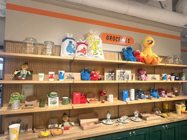 池袋Sesame芝麻街專門店的可愛甜品🤣🥳