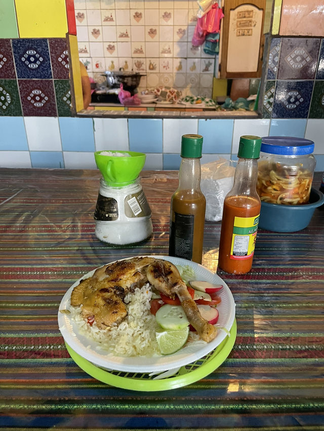【エルサルバドル】街歩きとローカルグルメ巡り🇸🇻
