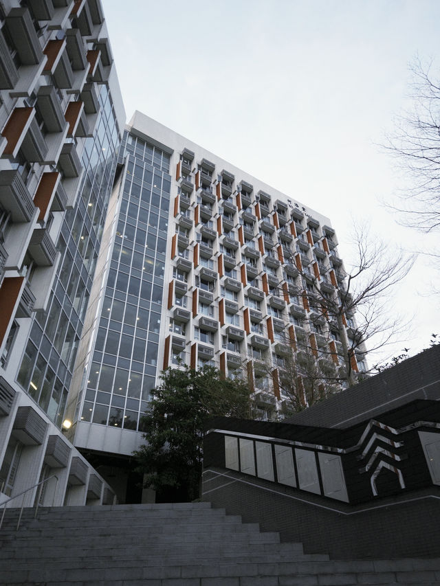 來香港一定要做的是之一 —— 參觀香港裏的大學🏫