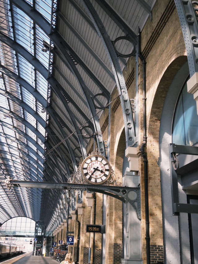 🚆 Exploring King’s Cross Like a Pro! ✨