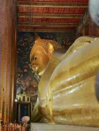 Wat Pho’s Reclining Buddha: A Sight to Behold