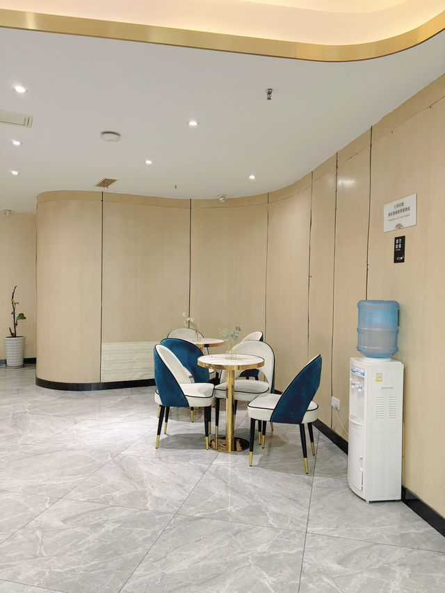 Xuanya hotel โรงแรมหลักร้อย ใกล้ Chunxi road เฉิงตู