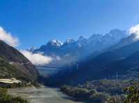 Roar of the Rapids: Exploring the Majestic Tiger Leaping Gorge