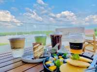 River Terrace Rooftop Bar&Cafe