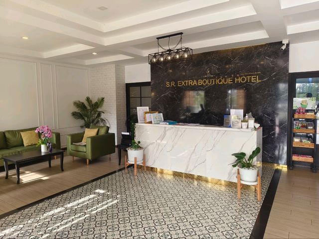 SR Extra Boutique Hotel