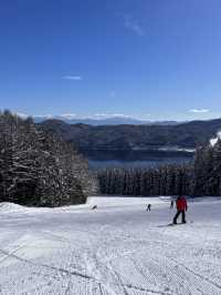 【長野県/白馬】湖を眺めながらスノボができるスキー場⛷️