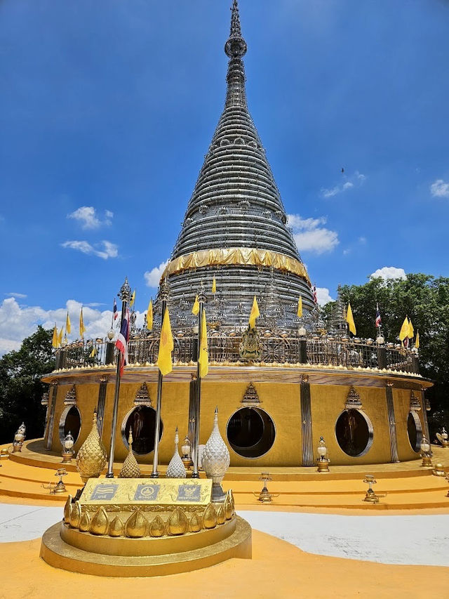 ✨ Phra Maha Chedi Tripob Trimongkol: Hat Yai’s Dazzling Stainless Steel Pagoda ✨