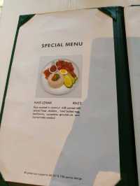Dining with Natural at Pineyard Café