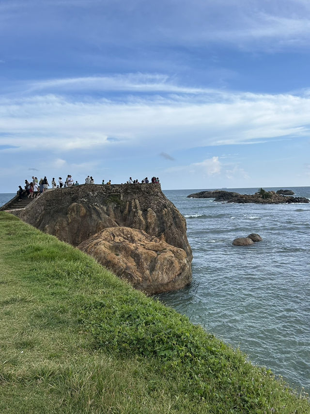 Exploring Galle Dutch Fort on Sri Lanka 