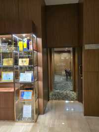 โรงแรมเซ็นทารา แกรนด์ แอท เซ็นทรัลพลาซ่า ลาดพร้าว