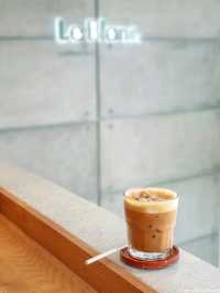 Le Blanc Coffee & Space