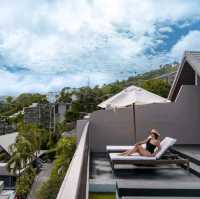 Hyatt Regency Phuket โรงแรมหรูที่ตั้งอยู่บนเนินเขา