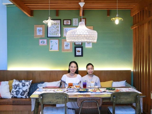ร้านอาหารไทย รสลีลา สาขาระยอง