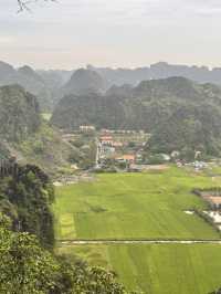 Sun rise at Mua Cave Ninh Binh 