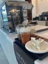 คาเฟ่สกลนคร