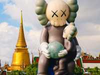 KAWS HOLIDAY THAILAND