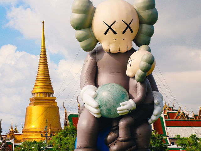 KAWS HOLIDAY THAILAND