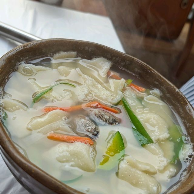 원조 팥칼국수, 속 편하고 맛있는 한 끼!
