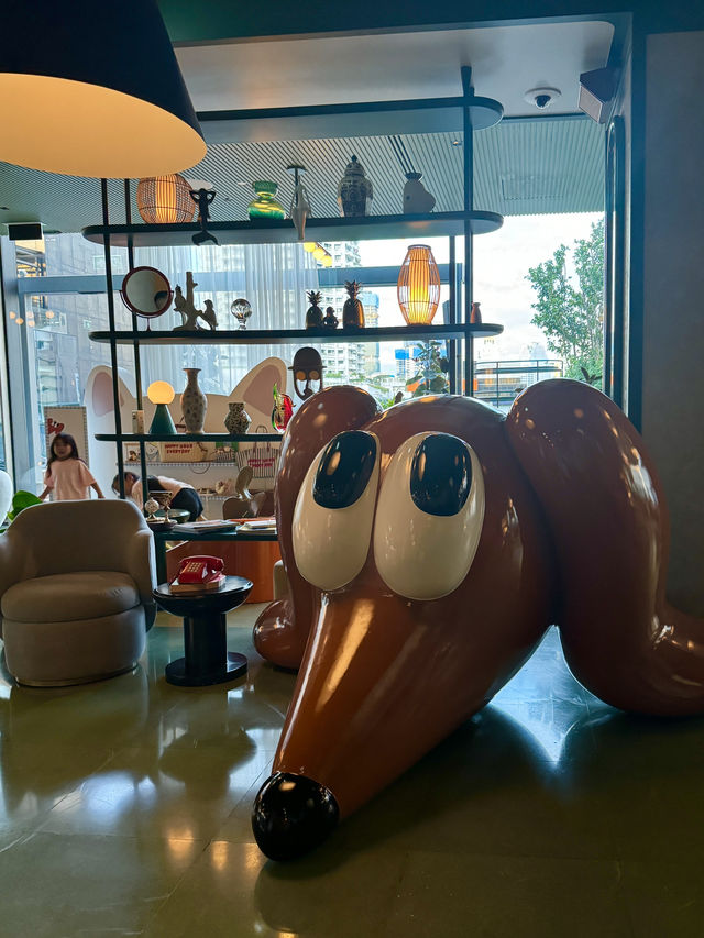 マハナコンに泊まれる！今っぽいバンコクが詰め込まれた【The Standard】
