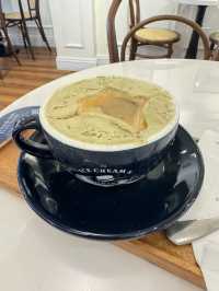 【香港】 中上環雪糕店，開心果Affogato大推！