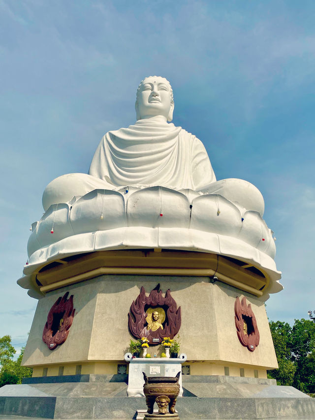 Nha Trang - Where the Sun-Kissed hits