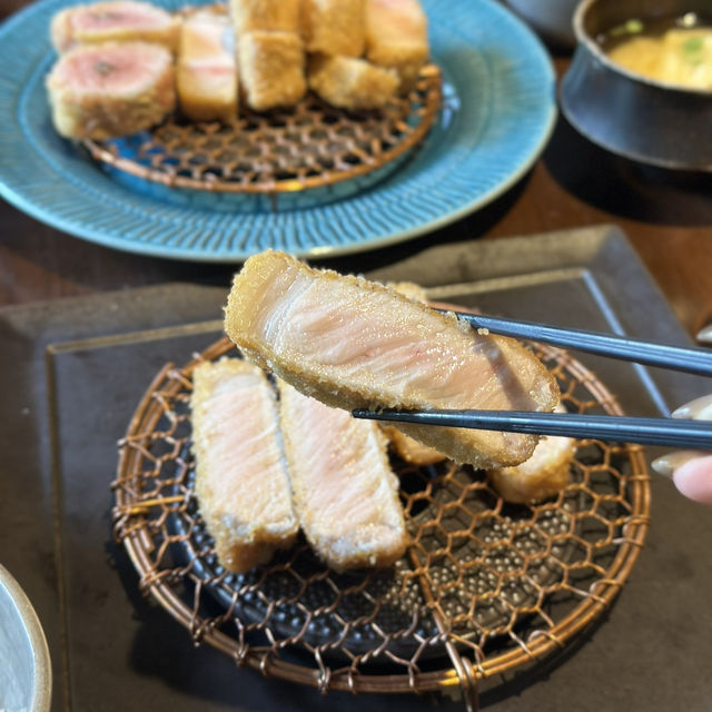 目前吃過最美味的豬排 🫶🏻