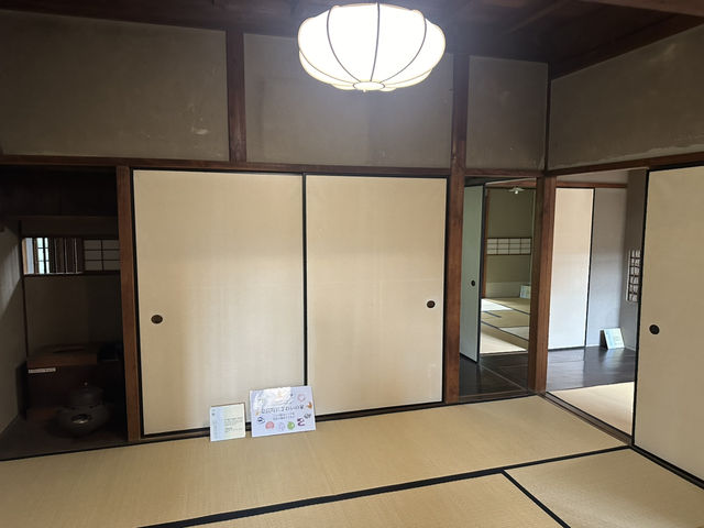 奈良町格子之家：穿越時光的古老魅力，探索奈良的傳統生活方式！