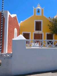 🌟 Europe :Budget Bliss in Blue & White: Santorini on a Budget 🇬🇷💙