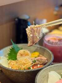 【啟德 ✦ 𝘼𝙄𝙍𝙎𝙄𝘿𝙀高級感刺身丼飯 🍣✨】