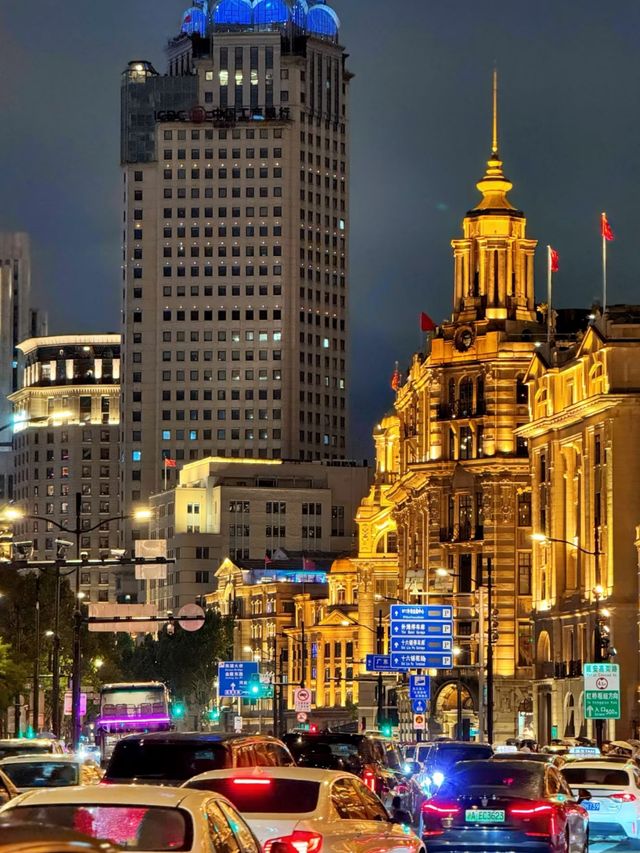 Beautiful Shanghai: Exploring Shanghai on a Budget
