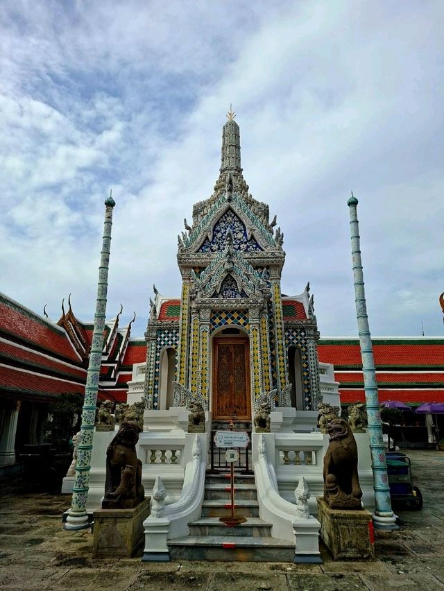 🙏พระแก้วมรกตวัดพระแก้ว พระพุทธไสยาสน์วัดโพธิ์✨️