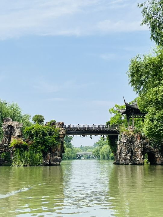 Where Water Meets Elegance: A Day at Slender West Lake