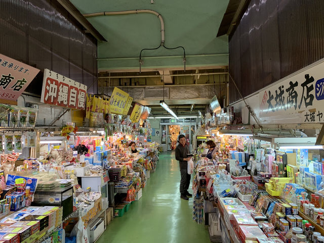 🦐 Market-to-Table Delight at Makishi Public Market