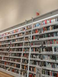 library Orchard Singapore 📚