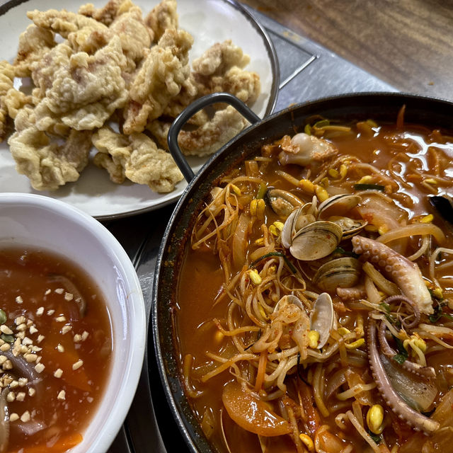 탕수육 꼭 주문해야하는 냄비짬뽕 맛집 동은성