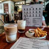 Tropical Vibe Cafe