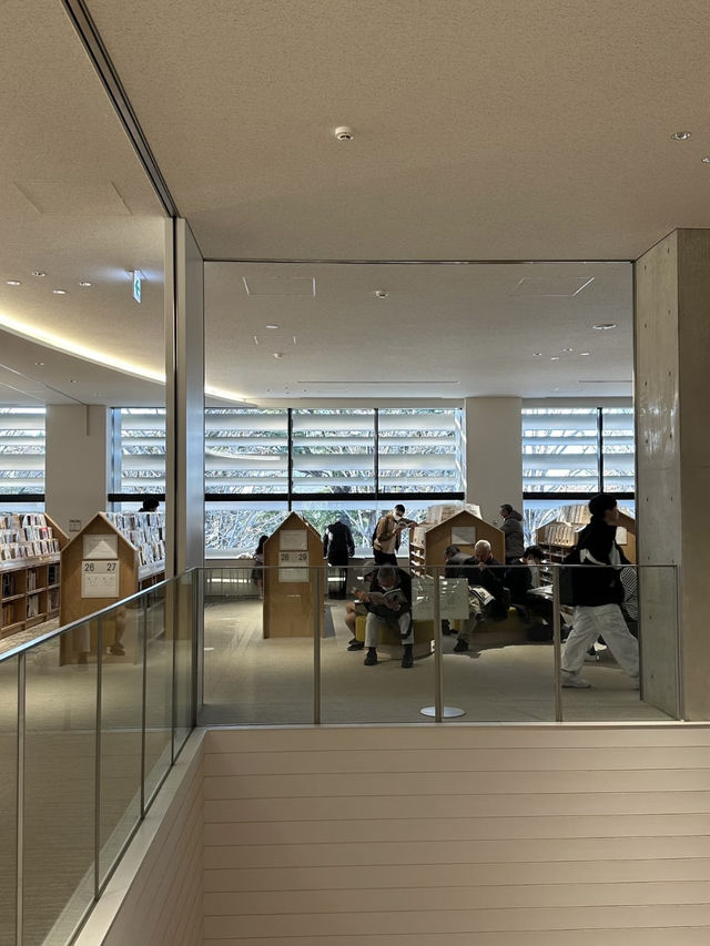 Itabashi Central Library – Tokyo’s Parkside Knowledge Oasis  