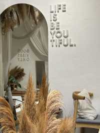 Utoo Boho Cafe & Patisserie