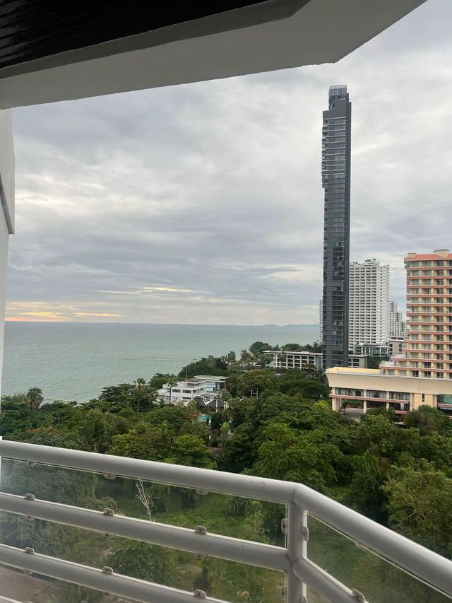 Pullman Pattaya โรงแรมพูลแมน พัทยา 