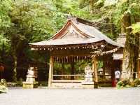 Kifune Shrine (貴船神社) – Kyoto’s Enchanted Water Shrine** 🌊⛩️ 