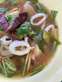  คาเฟ่ริมทะเลพัทยา สไตล์บาหลีชิลล์สุด!