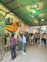 ชวนเที่ยวตรอกโรงไม้ ซอยสุดอาร์ตบนถนนทรงวาด