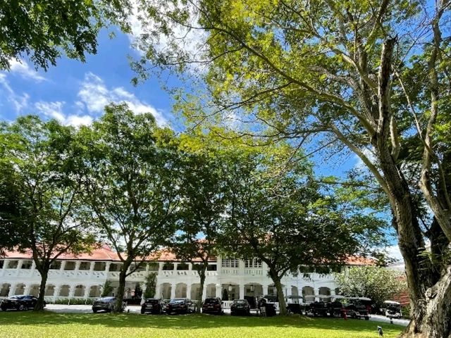 Luxury Meets Nature at Capella Singapore – A Hidden Paradise on Sentosa Island
