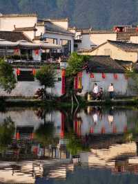 A Village Built Like an Ox, Flowing Like Water