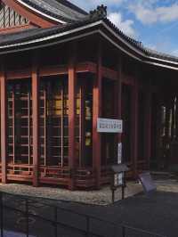 【東本願寺】心に響く静けさと荘厳さ🙏京都駅すぐの“癒しと祈り”の空間