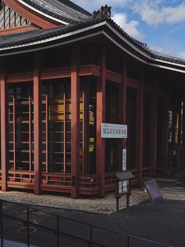 【東本願寺】心に響く静けさと荘厳さ🙏京都駅すぐの“癒しと祈り”の空間