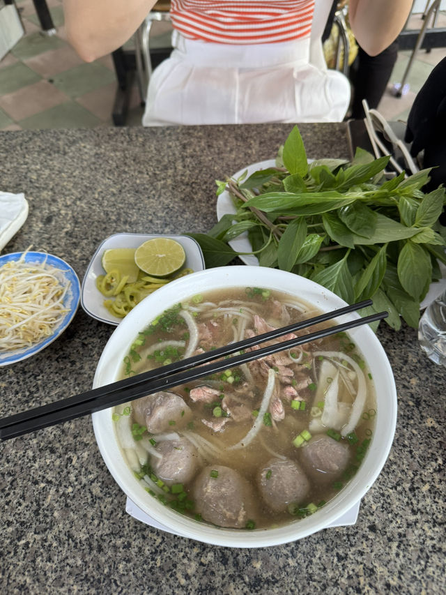ร้านเฝออร่อย โฮจิมินห์🇻🇳